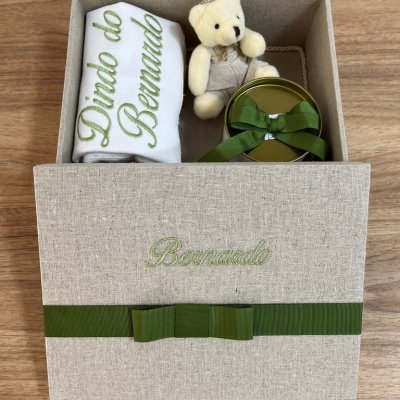 Caixa para convite padrinhos com ursinho