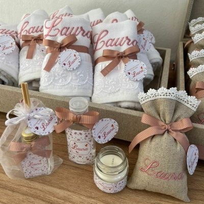 Kit Lembrancinhas maternidade menina com velas