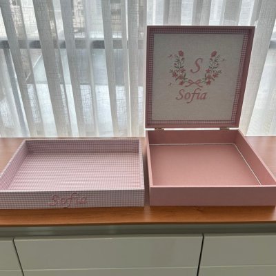 Caixa 30x30 e bandeja 25x35 rose