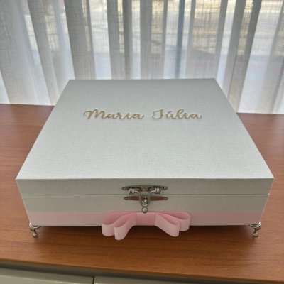 Caixa 30x30 com monograma