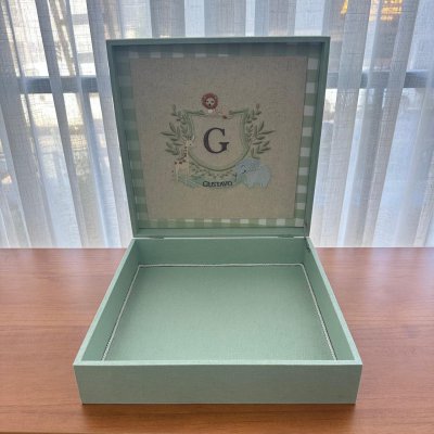 Caixa 30x30 linho verde safari