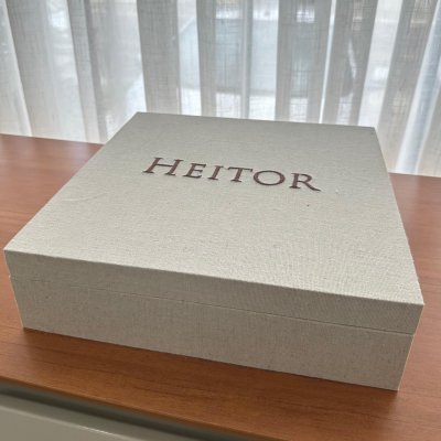 Caixa 30x30 e Bandeja monograma cavalinho