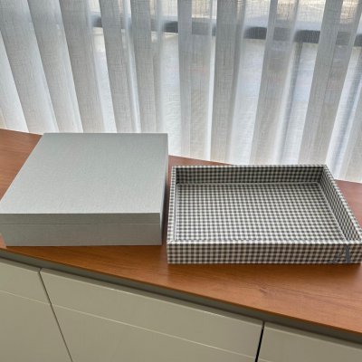 Caixa 30x30 e Bandeja 25x35 xadrez cinza