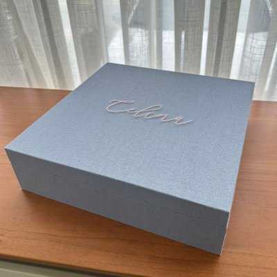 Caixa 30x30 monograma patinho