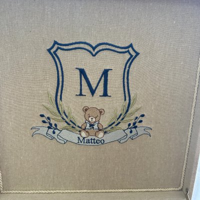 Caixa 30x30 e bandeja 25x35 monograma urso