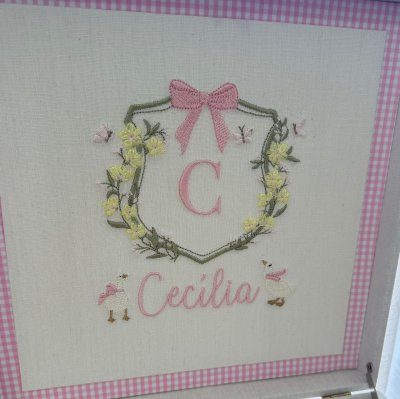 Caixa e bandeja patinho rosa