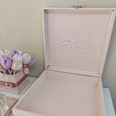 Caixa 30x30 organizadora de lembranas rose