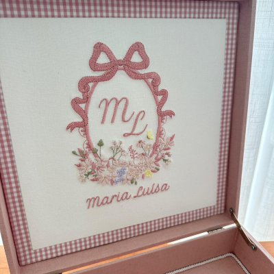 Caixa 30x30 e bandeja 25x35 rose