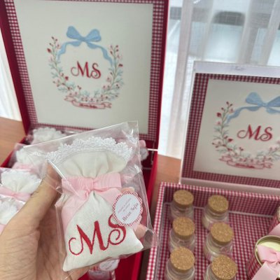 Kit lembranas moranguinho