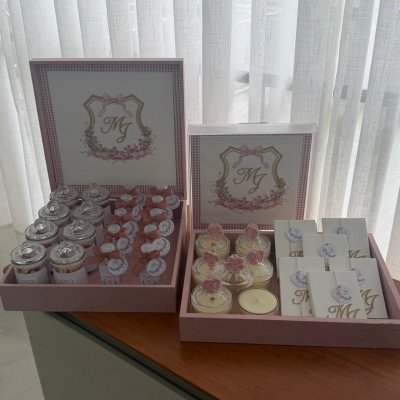 Kit lembran�as rose monograma