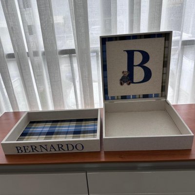 Caixa 30x30 e bandeja 25x35