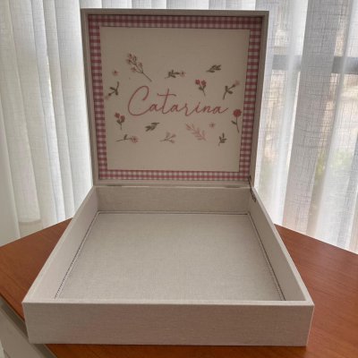 Caixa 30x30 folhas e flores