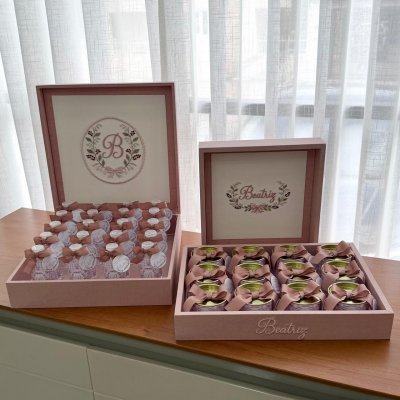 Kit lembran�as rose com porta maternidade