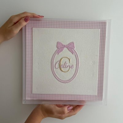 Porta maternidade acrilico