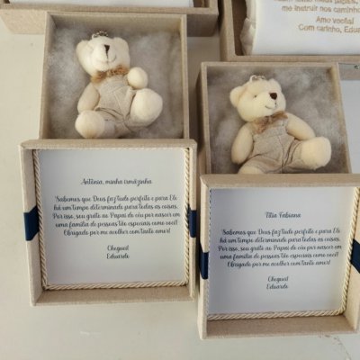 Caixa com ursinho para avs ou dindos
